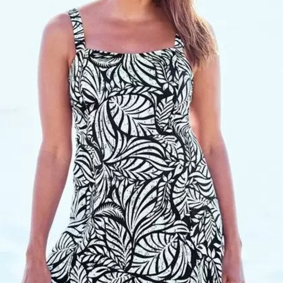 SWIMSUITS FOR ALL Leaf Print One Piece Swimsuit 28 - Picture 1 of 8